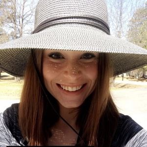 Meet your Posher, Ericka